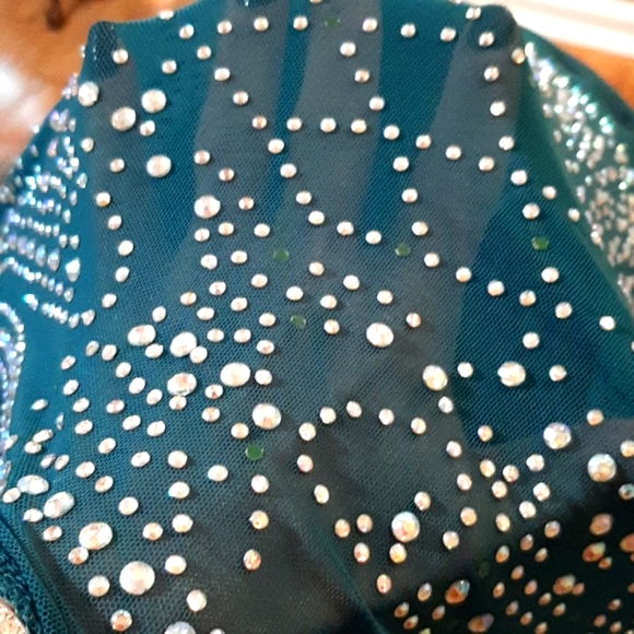 Forest green jumpsuit with multi colored rhinestones - Picture 8 of 10